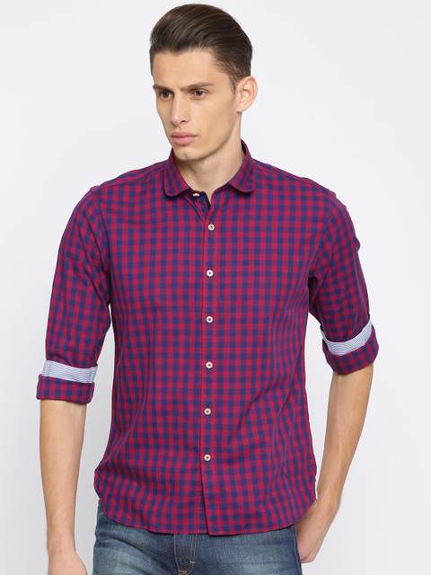 

INVICTUS Men Navy & Magenta Slim Fit Checked Casual Shirt, Navy blue