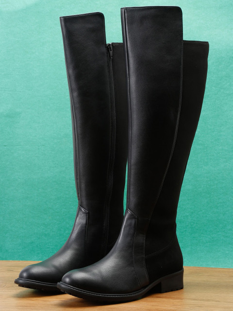 

Roadster Women Black Solid Winter Boots