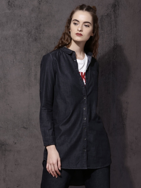 

Roadster Women Charcoal Grey Regular Fit Solid Casual Shirt