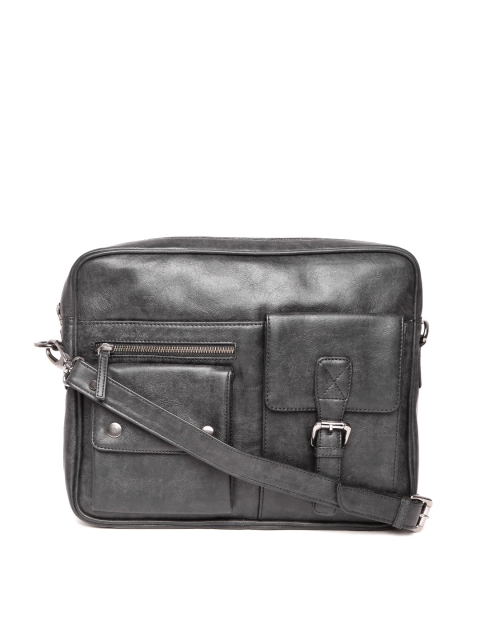 

Gauge Machine Unisex Black Handcrafted Messenger Bag with Sling Strap