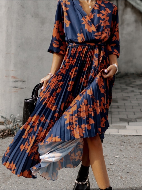 

BoStreet Women Navy Blue & Brown Floral Midi Dress