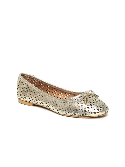 

Carlton London Women Muted Gold-Toned Cut-Out Leather Ballerinas