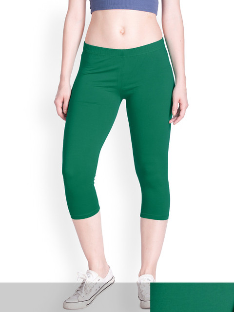 

LYRA Women Green Solid Cotton Regular Fit Capris