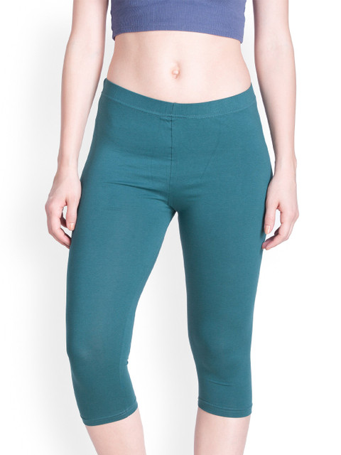 

LYRA Women Green Solid Pure Cotton Capris