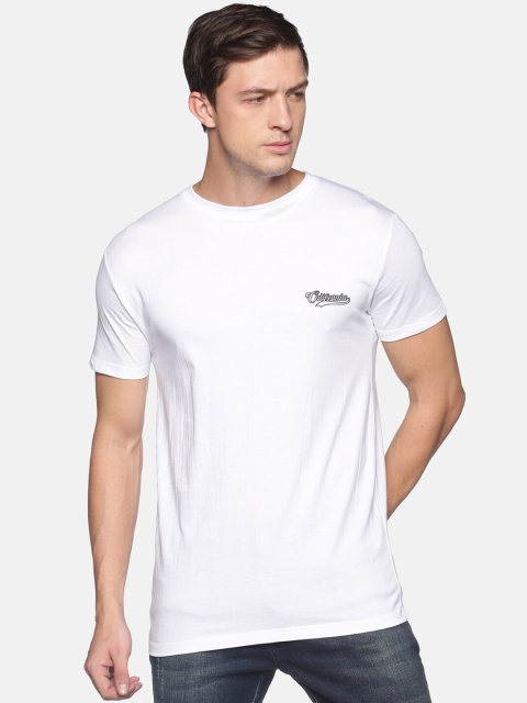 

Roadster Men White Slim Fit Pure Cotton T-shirt