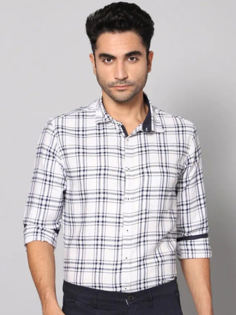 

TRENDZO Men White Tartan Checks Checked Casual Shirt