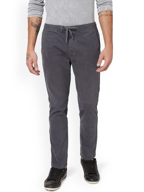 

Breakbounce Men Grey Smart Slim Fit Solid Trousers