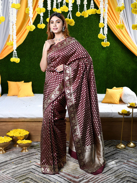 

BEATITUDE Maroon & Gold-Toned Zari Pure Silk Banarasi Saree