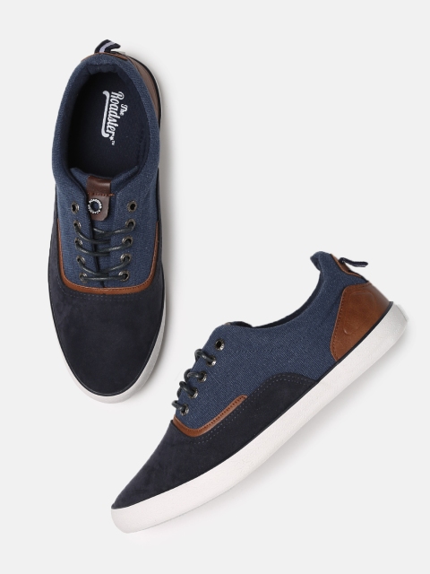 

Roadster Men Navy Blue Sneakers