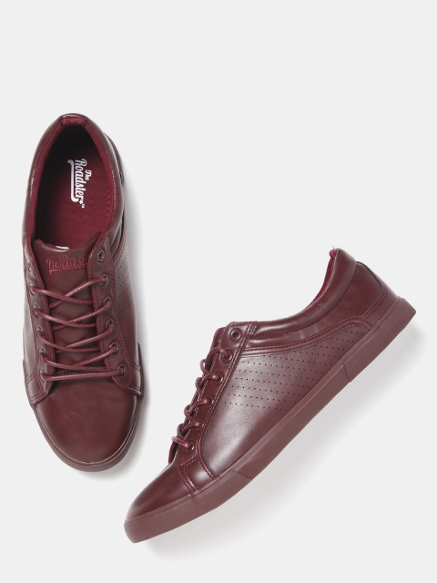 

Roadster Men Burgundy Sneakers