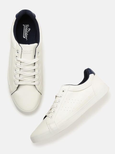 

Roadster Men Off-White Sneakers