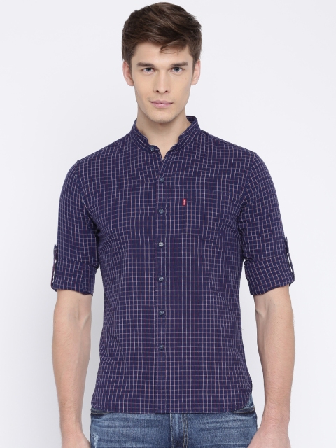 

Levis Men Blue & Navy Blue Slim Fit Checked Casual Shirt