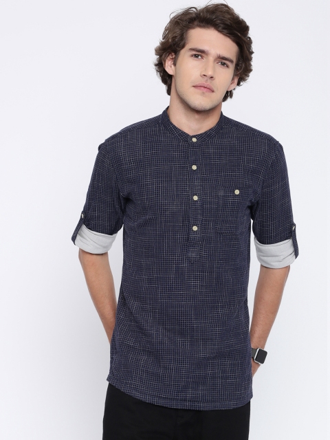 

Levis Men Navy Blue & Off-White Slim Fit Checked Casual Shirt
