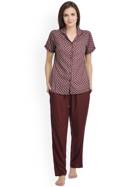 

Clovia Maroon Printed Night Suit LS0147P09XXL