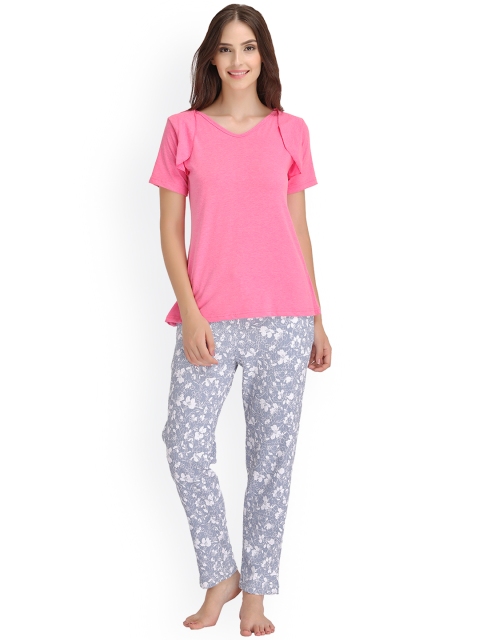 

Clovia Pink & Grey Printed Night Suit LS0165P22XXL