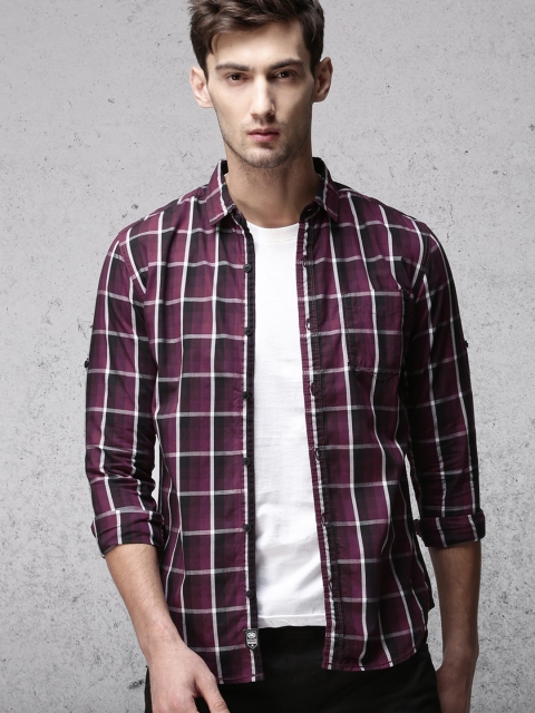 

Ecko Unltd Men Purple & Black Slim Fit Checked Casual Shirt