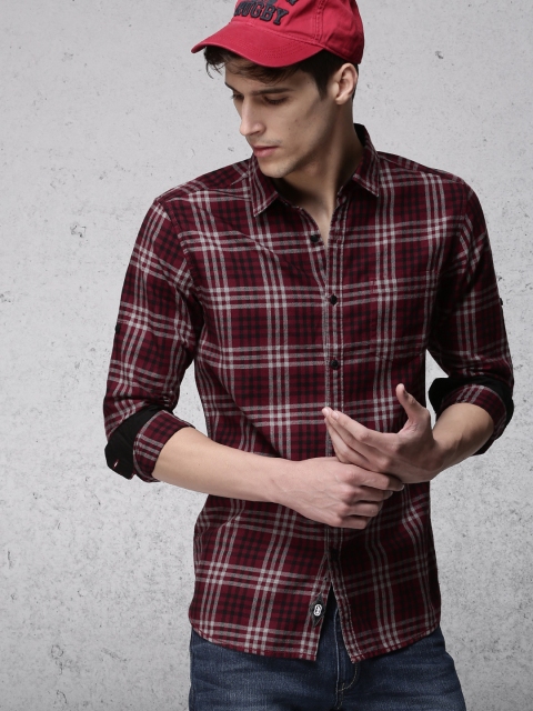 

Ecko Unltd Men Burgundy & Black Slim Fit Checked Casual Shirt