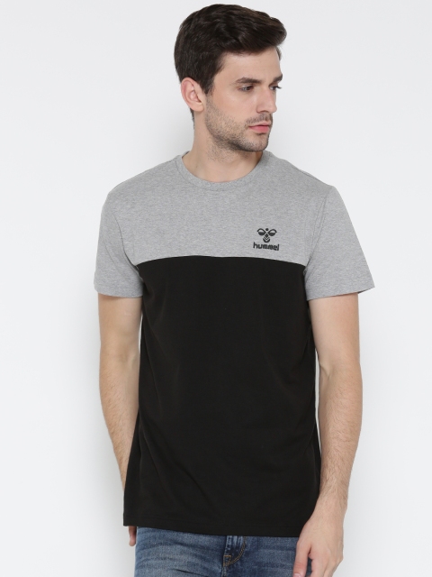 

hummel Men Black & Grey Melange Classic Bee Block Colourblocked Round Neck T-shirt