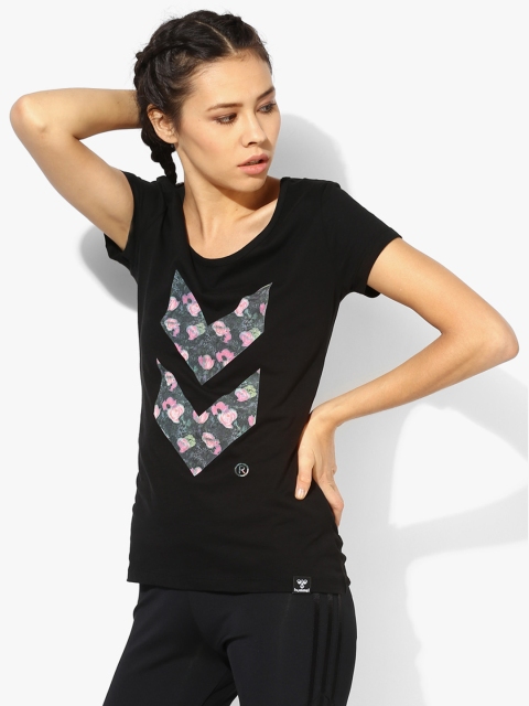 

hummel Women Black GITTY Printed Round Neck T-shirt