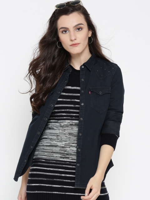 

Levis Women Navy Regular Fit Solid Denim Shirt, Navy blue