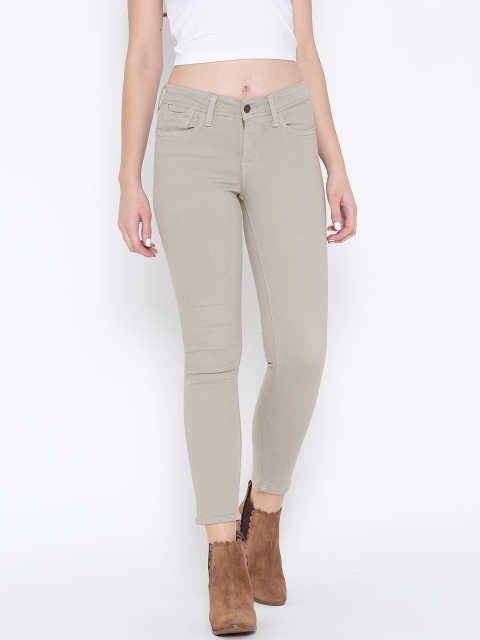 

Levis Women Grey Skinny Fit Mid-Rise Clean Look Stretchable Jeans