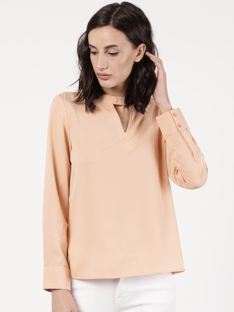 

ether Women Peach-Coloured Solid Choker Top