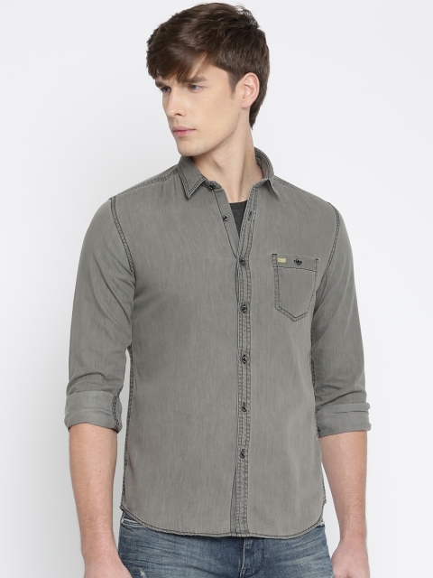 

Ed Hardy Men Grey Regular Fit Solid Casual Shirt
