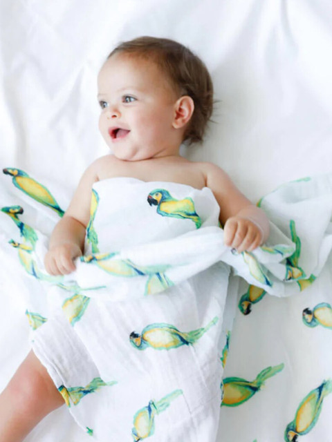 

Malabar Baby Infants White & Green Set Of 2 Printed Organic Swaddle