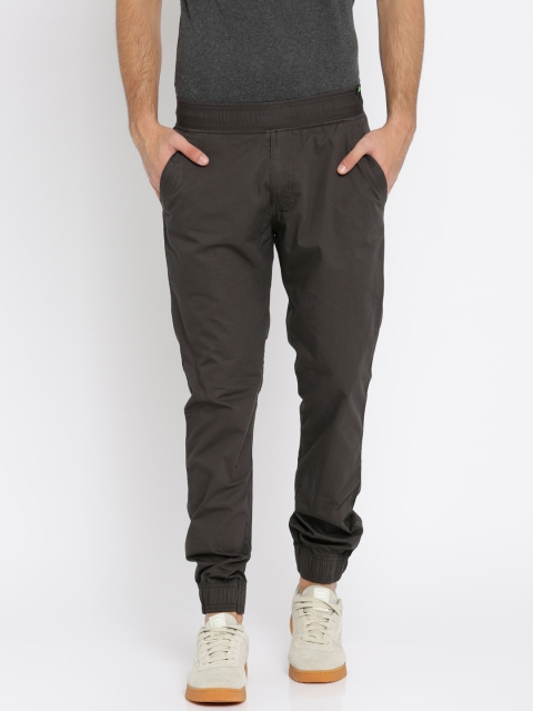 

FIFTY TWO Men Grey Solid Joggers