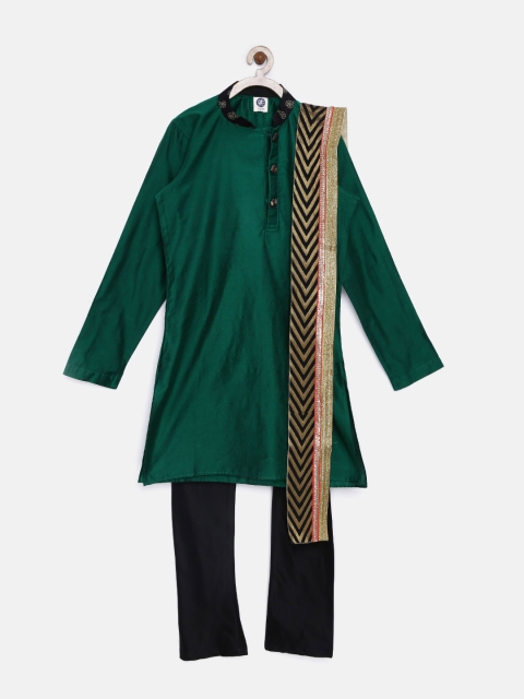 

Yellow Kite Boys Green & Black Solid Kurta with Churidar & Dupatta