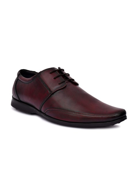 

VIV Men Burgundy Solid Formal Shoes