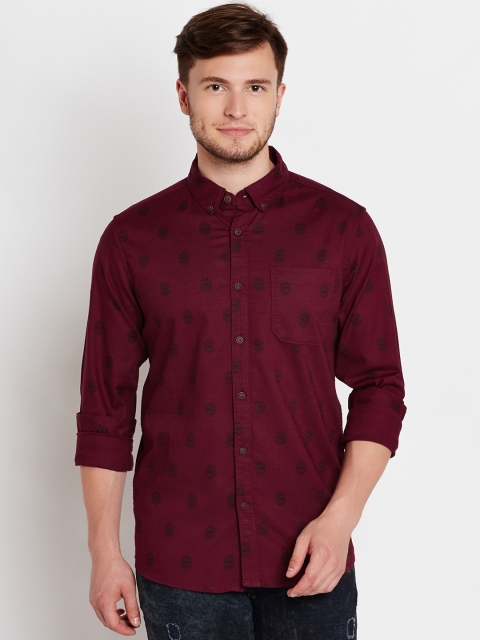 

People Men Maroon Slim Fit Printed Casual Shirt