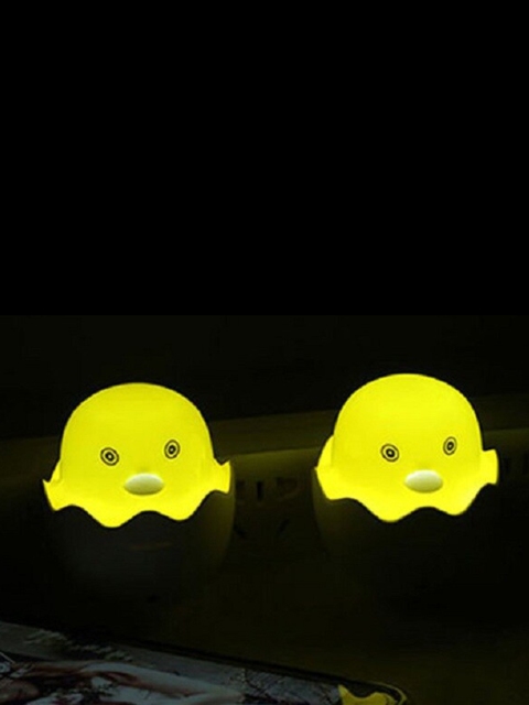 

SKYLOFTS Set Of 2 Yellow & White LED EU Plug Duck Wall Socket Night Lamp