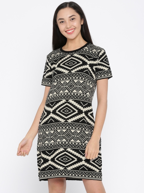 

Annabelle by Pantaloons Women Off-White & Black Self Design Sheath Dress