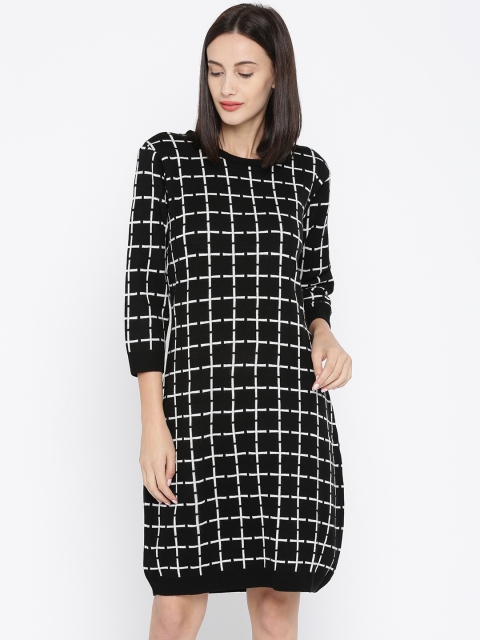 

Annabelle by Pantaloons Women Black & White Checked Sheath Dress