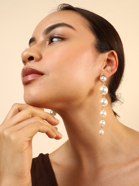 

SOHI White Gold-Plated Contemporary Drop Earrings