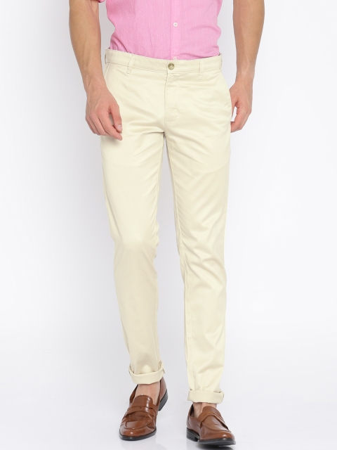 

Parx Men Beige Tapered Fit Solid Chinos