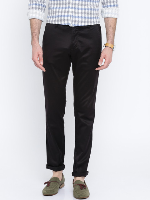 

Parx Men Brown Tapered Fit Solid Chinos