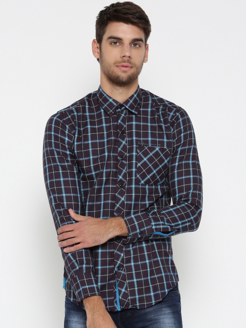 

Duke Men Charcoal Grey & Maroon Checked Casual Shirt