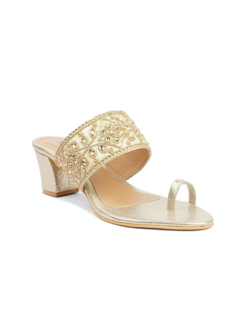 

SOLES Women Gold-Toned Embellished Ethnic Block Heels Sandals