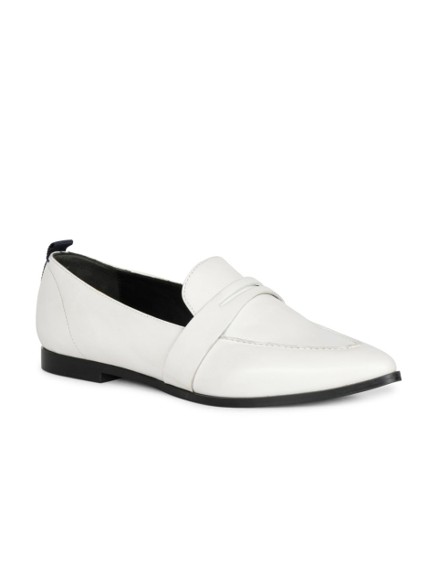 

Saint G Women White Solid Leather Winter Boots