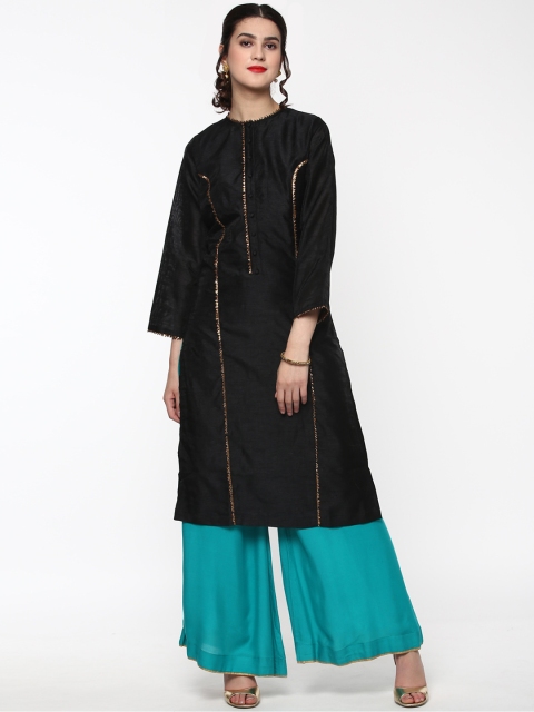 

SASSAFRAS Women Black Solid Straight Kurta