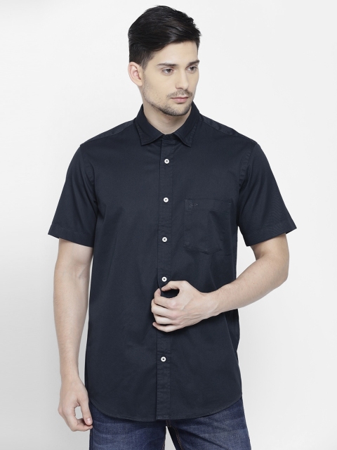 

ColorPlus Men Navy Tailored Fit Solid Casual Shirt, Navy blue