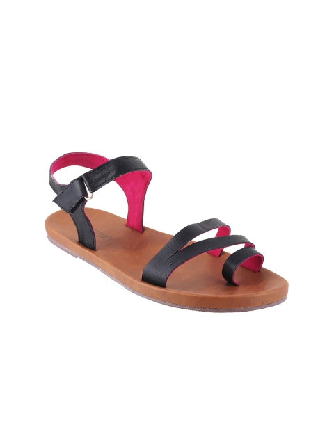 

Metro Women Black Solid One-Toe Flats