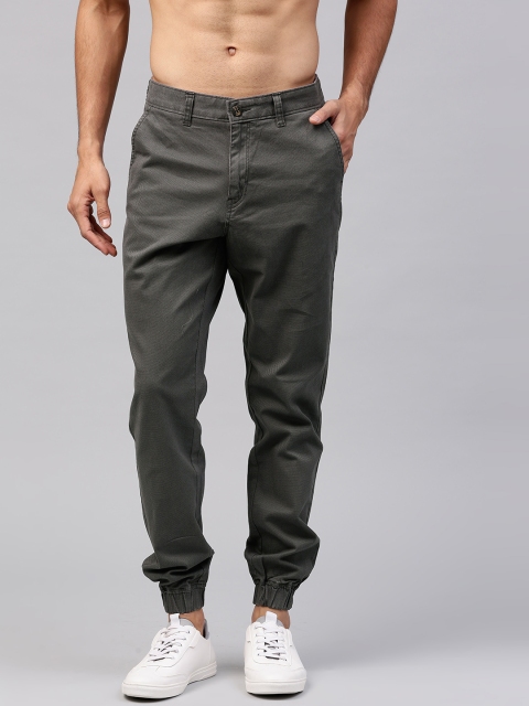 

HRX by Hrithik Roshan Men Charcoal Regular Fit Printed Joggers