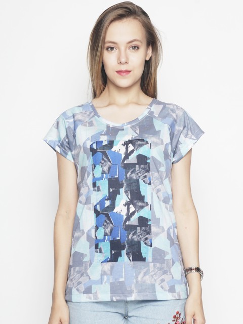 

Voi Jeans Women Grey & Blue Printed Round Neck T-shirt