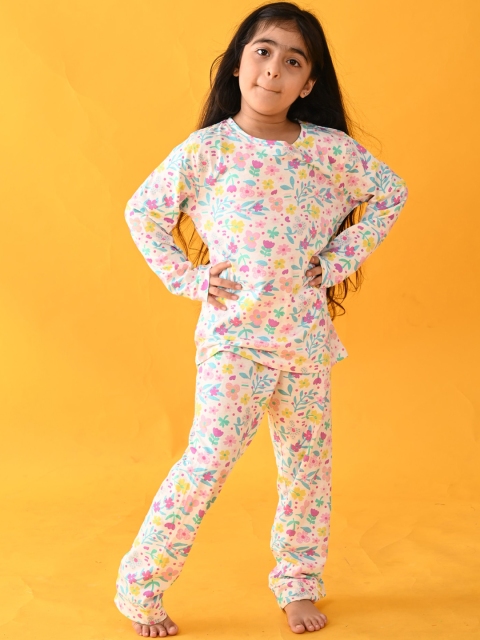 

Anthrilo Girls White & Pink Floral Printed Cotton Night suit AN13791N