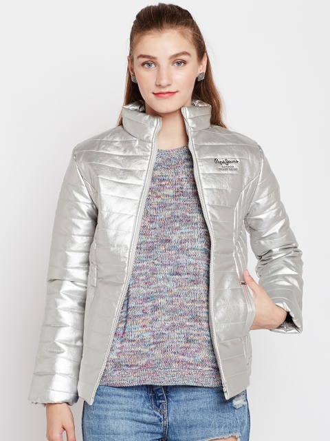 

Pepe Jeans Women Silver Solid Quilted Jacket