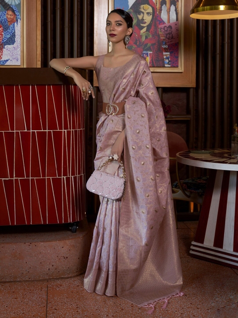 

Mitera Mauve & Gold-Toned Woven Design Zari Silk Blend Banarasi Saree