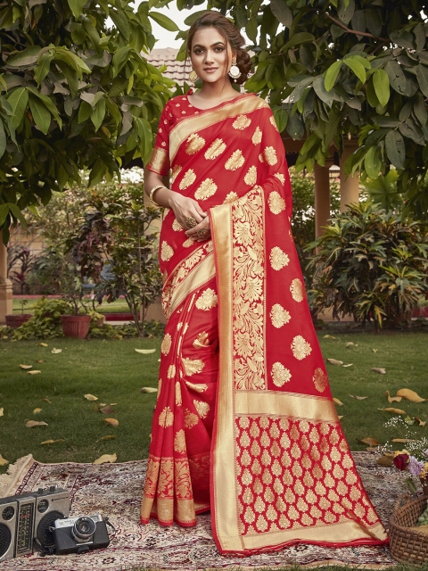 

Mitera Red & Gold-Toned Woven Design Zari Silk Blend Bagh Saree